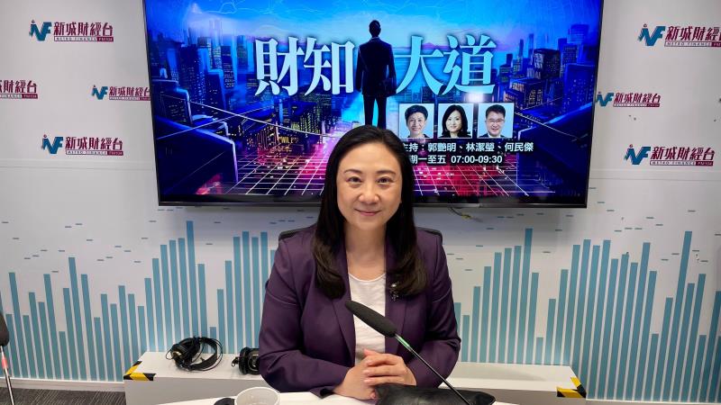 葛珮帆建議當局進一步提出策略文件，並成立「低空管理局」，專門負責落實策略及監管。