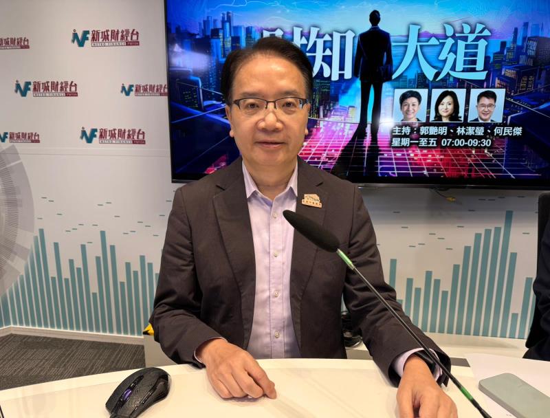 張偉麟表示，中醫醫院投入服務後，中醫服務可以向專、向強發展。