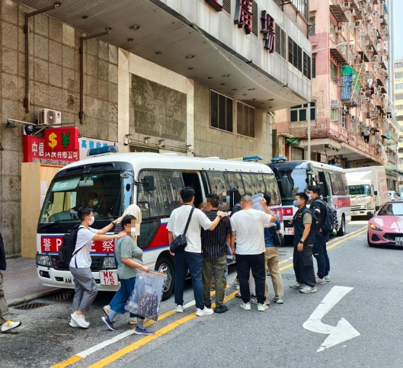 附圖為部分被捕人士
