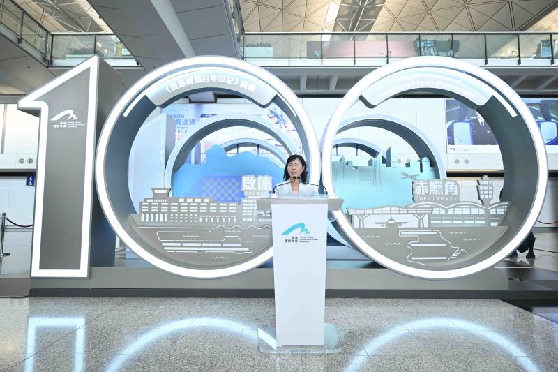 陳美寶表示，會繼續努力擴展航空網路，希望盡快加大機場運力。機管局提供。