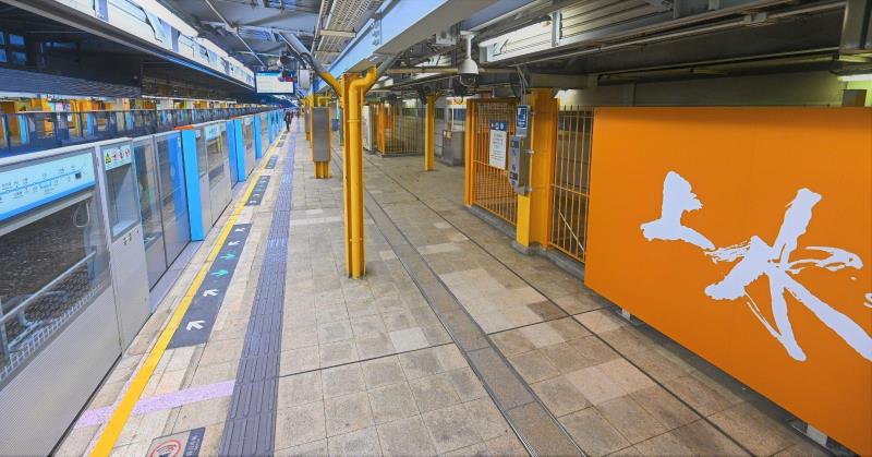 港鐵完成沙田站和上水站自動月台閘門安裝工程