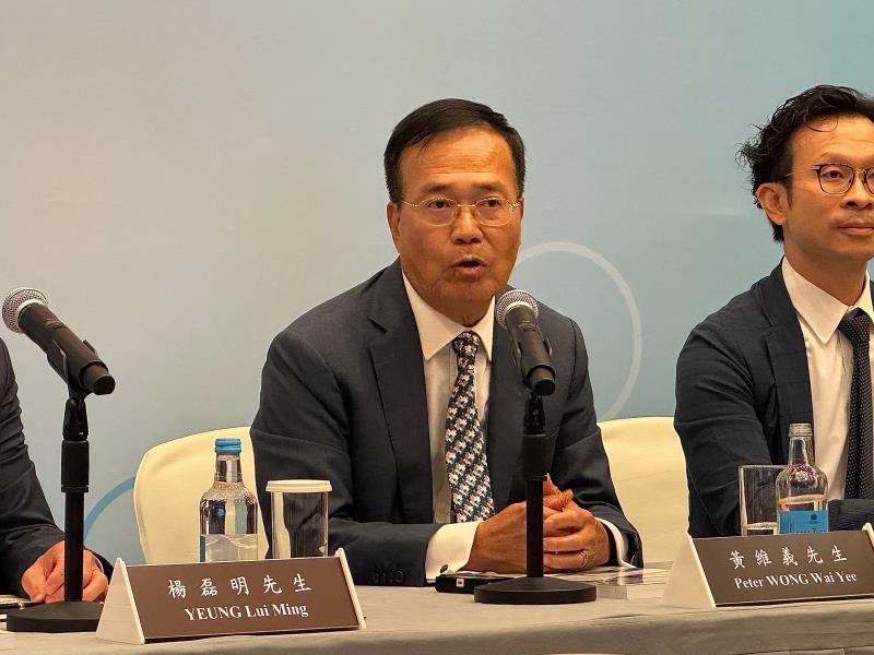 煤氣公司執行董事暨常務董事黃維義預計，今年售氣量微跌百分之0.2至0.3。方穎暉攝。