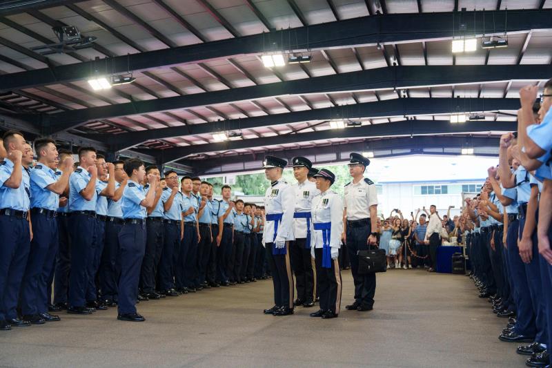 警務處處長周一鳴，首次以處長身份出席警察學院舉行結業會操。政府新聞處。