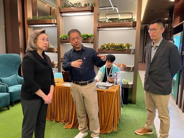 (楊何蓓茵FB圖片)