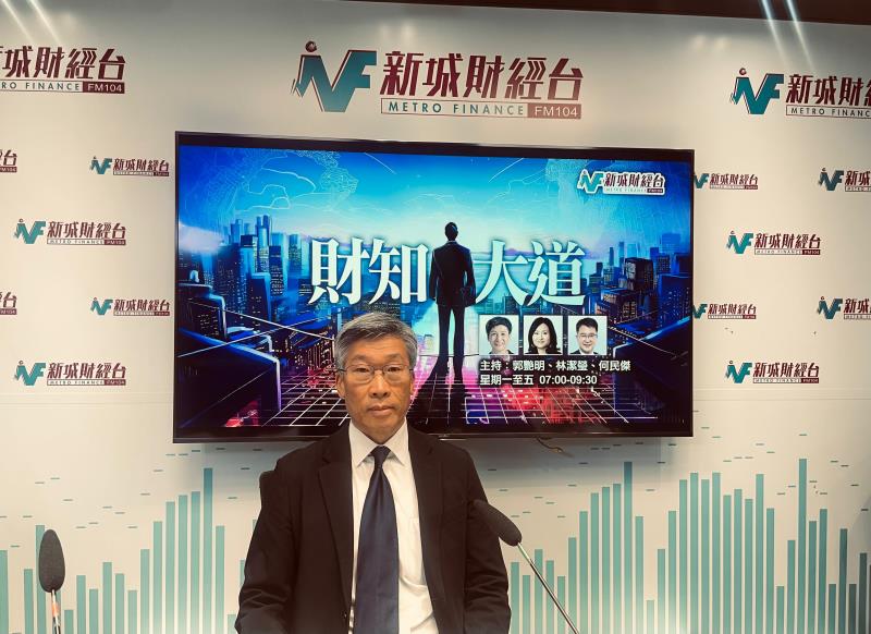 資深屋宇裝備工程師何永業表示，即使大廈消防設備足夠，居民防火意識亦需要提升。